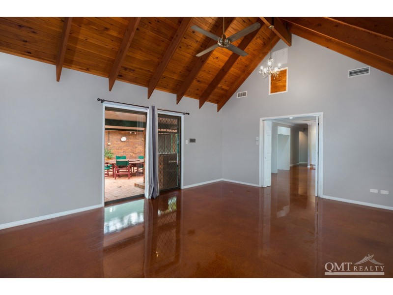 54 Jacaranda Avenue, Boronia Heights QLD 4124