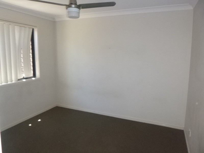32 Ernestine Circuit, Eagleby QLD 4207