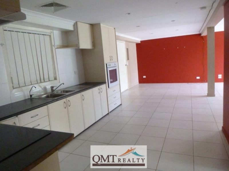 3 Armstrong Avenue, Slacks Creek QLD 4127