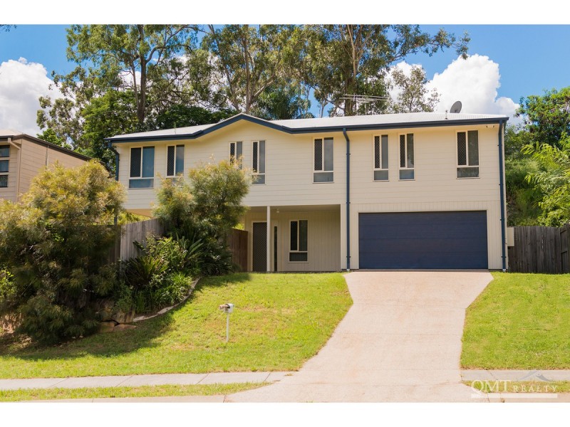 90 High Street, Blackstone QLD 4304