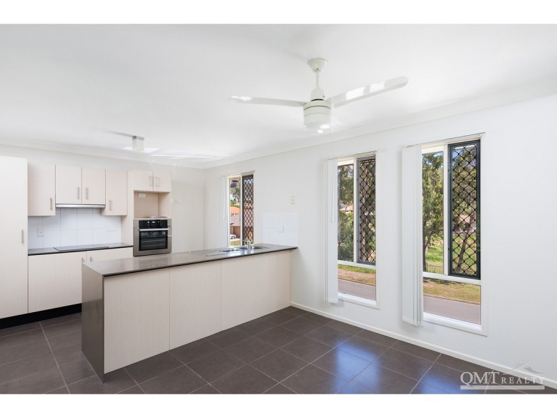 90 High Street, Blackstone QLD 4304