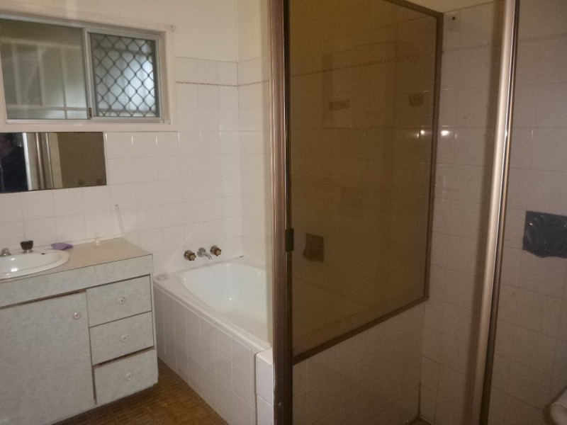 37 Pine Drive, Woodridge QLD 4114