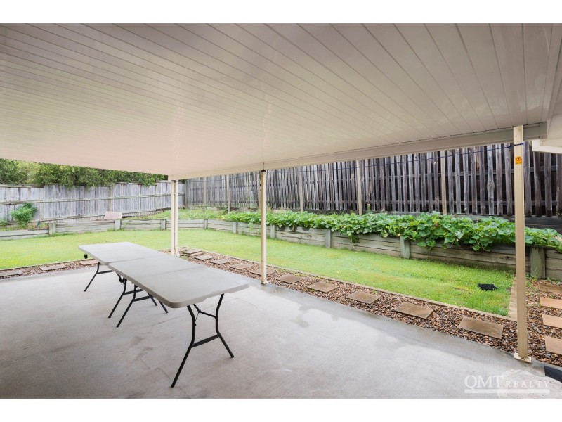 10 Eric Drive, Blackstone QLD 4304