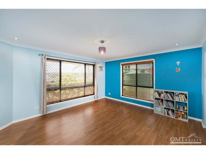 18 Shelduck Place, Calamvale QLD 4116