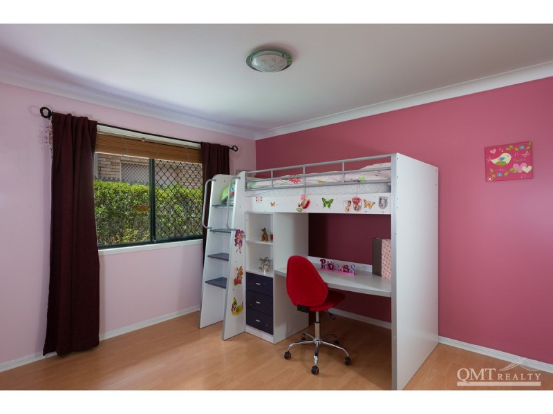 18 Shelduck Place, Calamvale QLD 4116