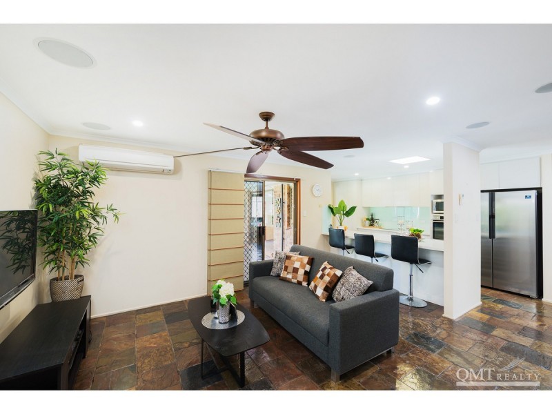 5 Ramblingwood Court, Algester QLD 4115