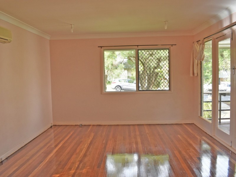12 Douglas Street, Woodridge QLD 4114