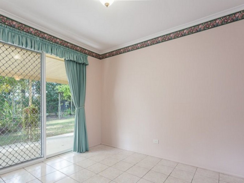 16 Melnik Drive, Loganlea QLD 4131