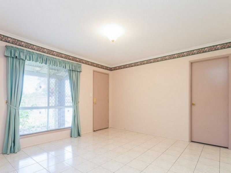 16 Melnik Drive, Loganlea QLD 4131