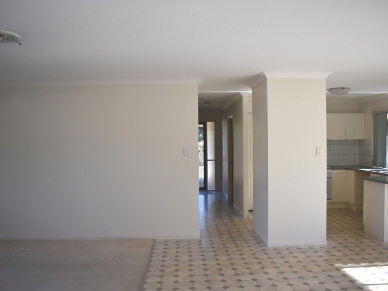 68 Rubicon Crescent, Kuraby QLD 4112