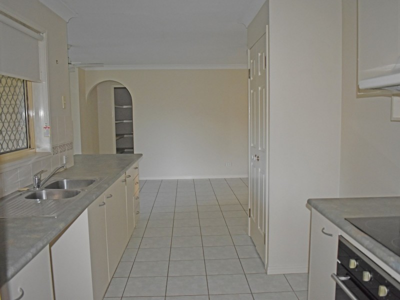 70 Paddington Crescent, Stretton QLD 4116