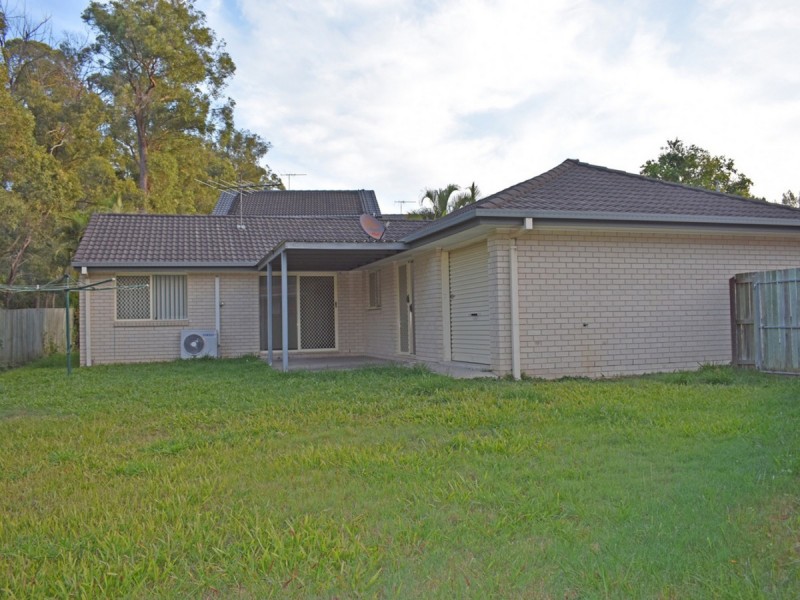 70 Paddington Crescent, Stretton QLD 4116