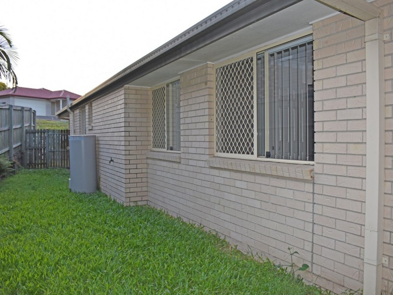 70 Paddington Crescent, Stretton QLD 4116