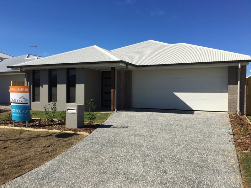 8 Miner Crescent, Pallara QLD 4110
