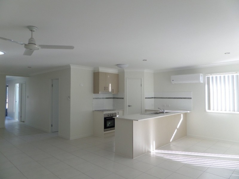 79A Brentwood Drive, Bundamba QLD 4304