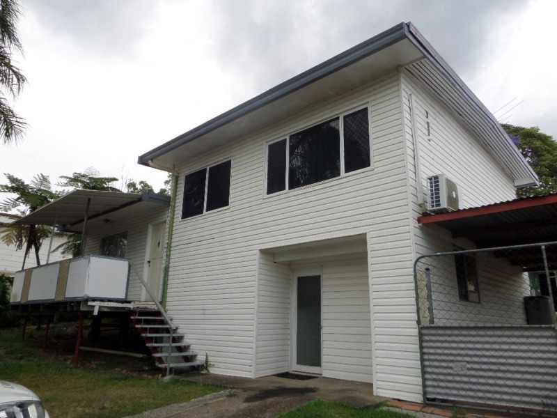 30 Hope Street, Kingston QLD 4114