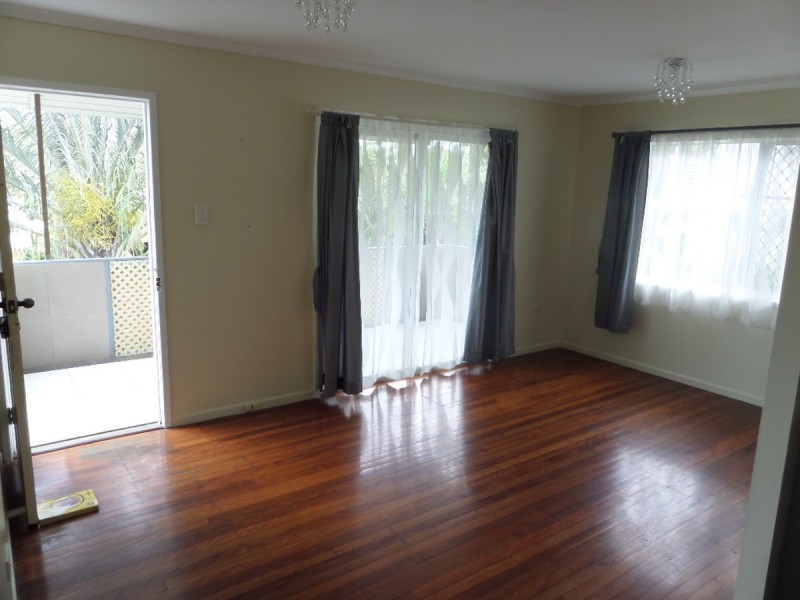 30 Hope Street, Kingston QLD 4114