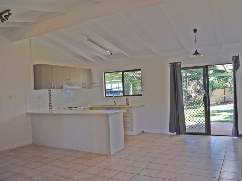 4 Clearview Street, Waterford West QLD 4133