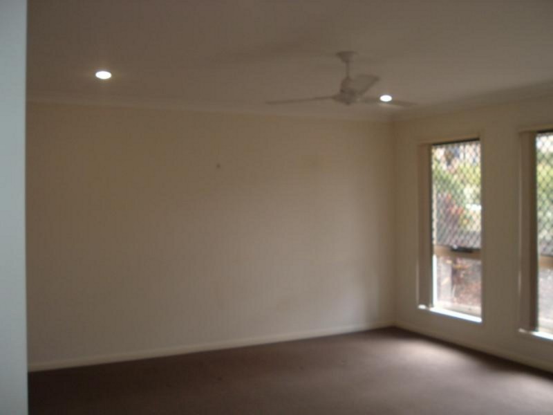 29 Frankland Avenue, Waterford QLD 4133