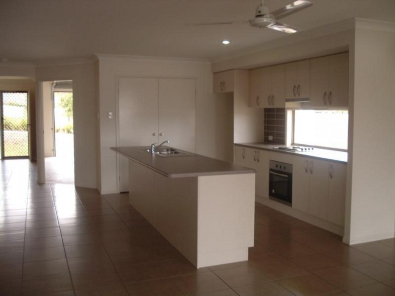 29 Frankland Avenue, Waterford QLD 4133