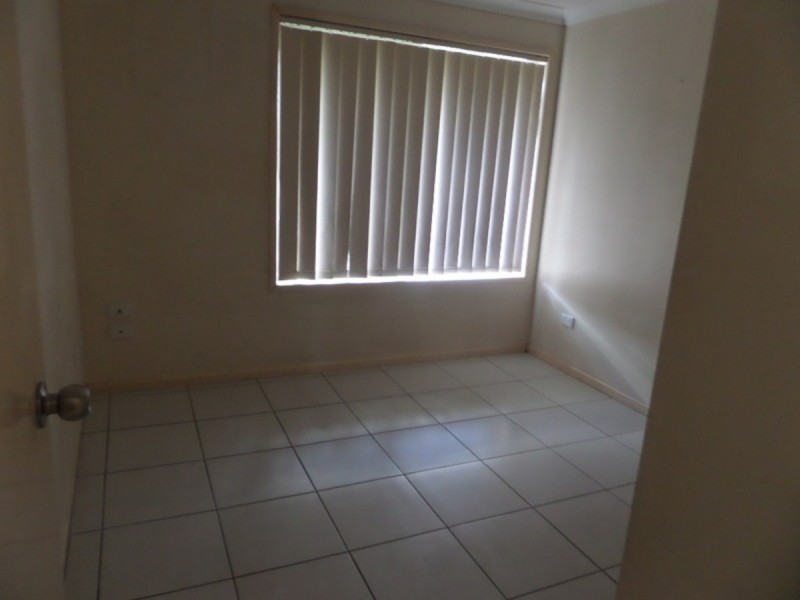 10 Letitia Street, Regents Park QLD 4118