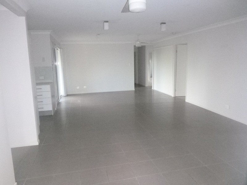 14 Petal Place, Yamanto QLD 4305