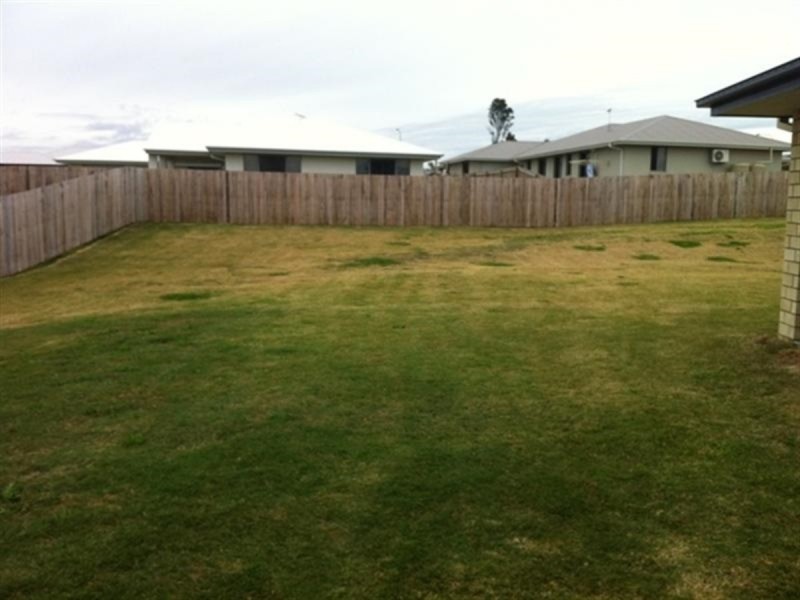 14 Petal Place, Yamanto QLD 4305
