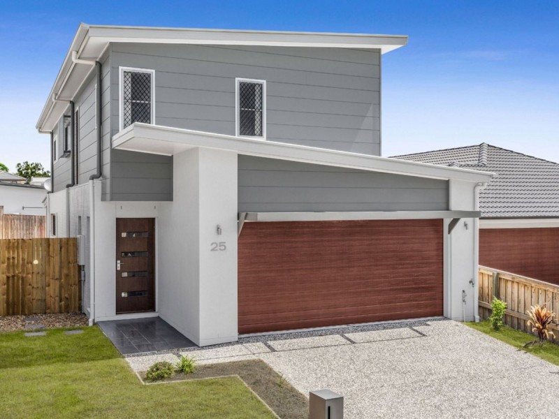 25 Rise Place, Heathwood QLD 4110