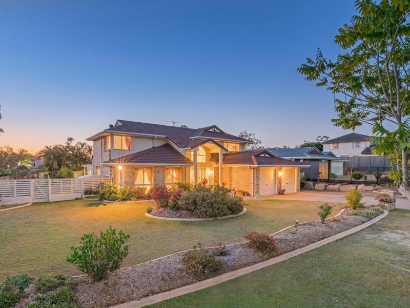 15 Aspen Crescent, Parkinson QLD 4115