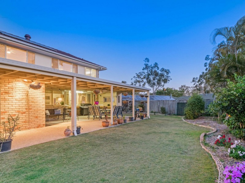 15 Aspen Crescent, Parkinson QLD 4115