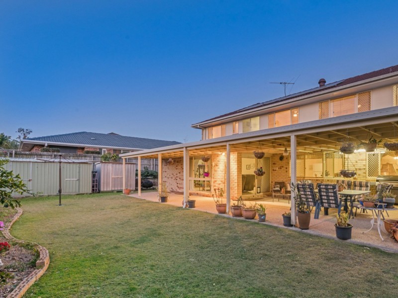 15 Aspen Crescent, Parkinson QLD 4115