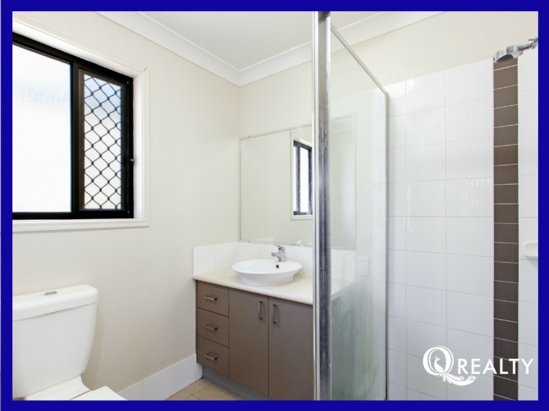 32 Ernestine Circuit, Eagleby QLD 4207