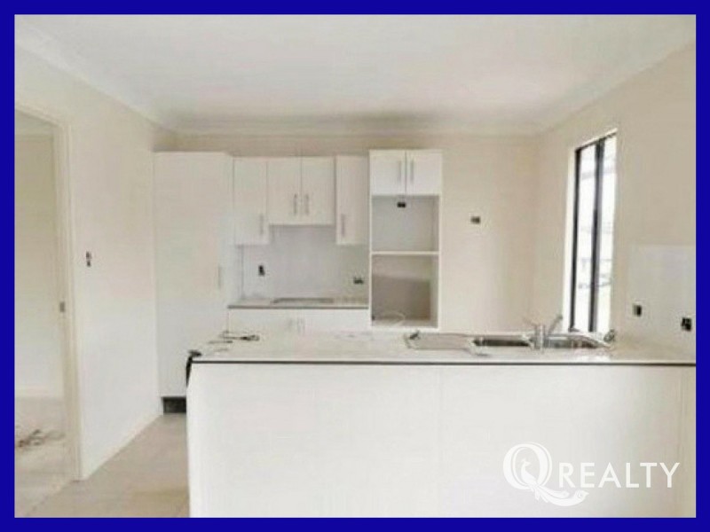 94 High Street, Blackstone QLD 4304