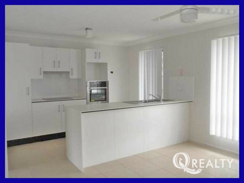 94 High Street, Blackstone QLD 4304