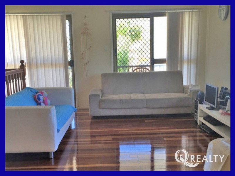 7 Paringa Court, Hillcrest QLD 4118