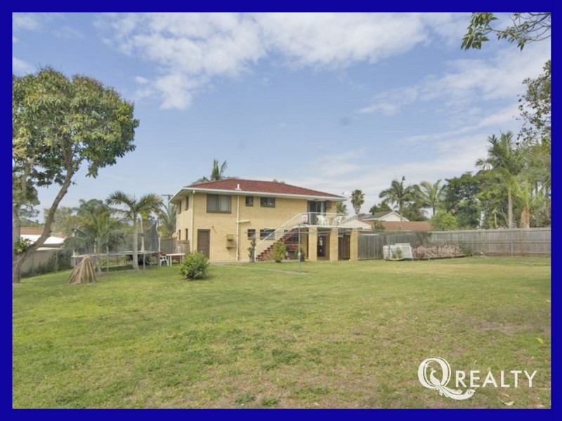 7 Paringa Court, Hillcrest QLD 4118
