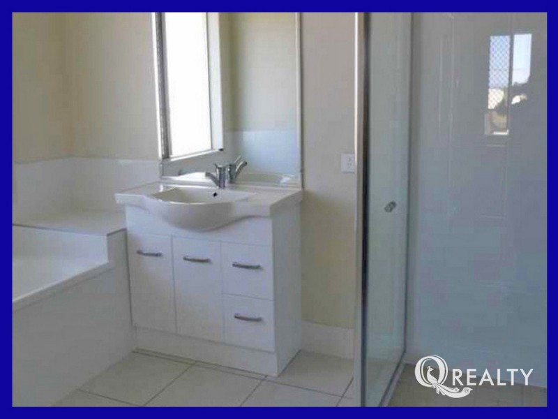 16 Iris Court, Yamanto QLD 4305