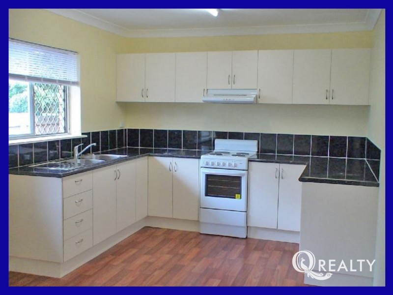 2 Garden Avenue, Woodridge QLD 4114