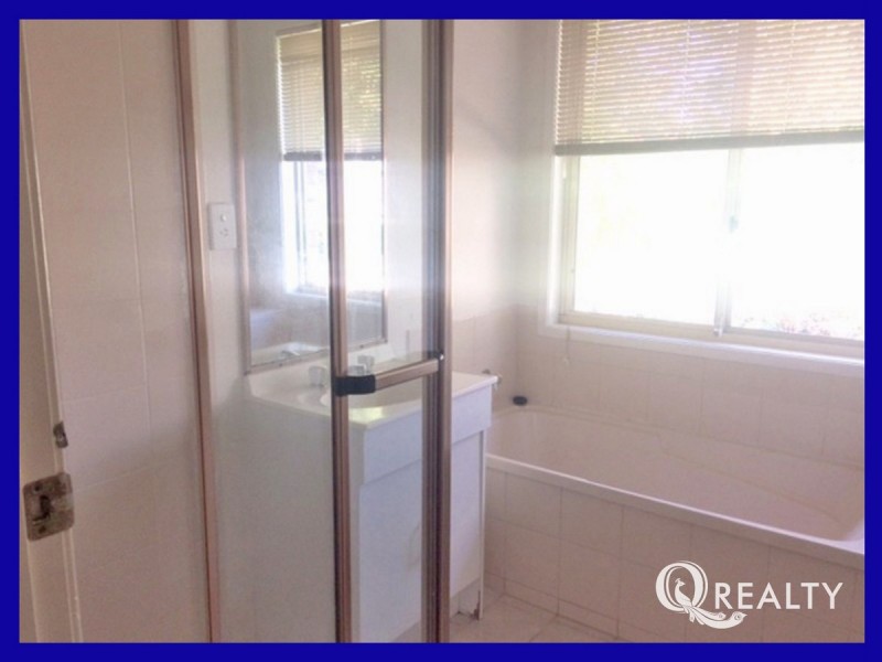 28 Thistle Street, Regents Park QLD 4118