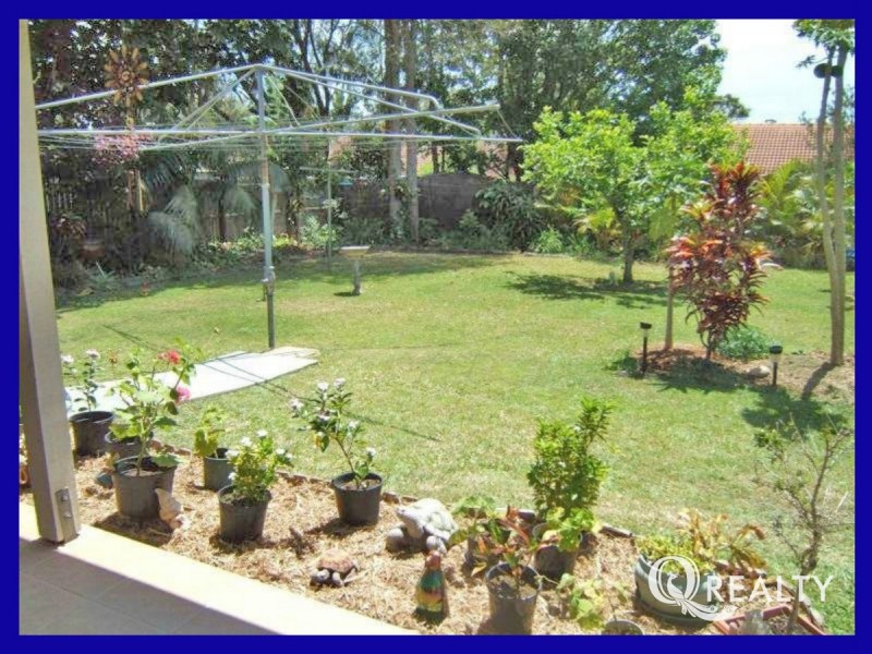 5 Paddies Crescent, Crestmead QLD 4132