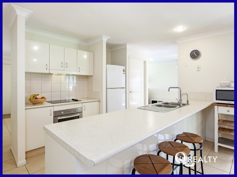 7 Hattah Place, Parkinson QLD 4115