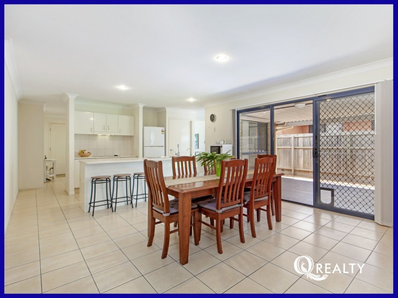 7 Hattah Place, Parkinson QLD 4115