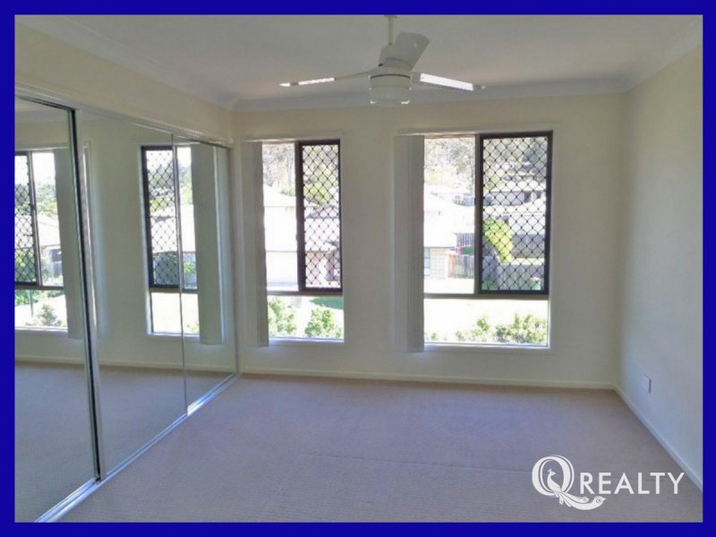 100 High Street, Blackstone QLD 4304