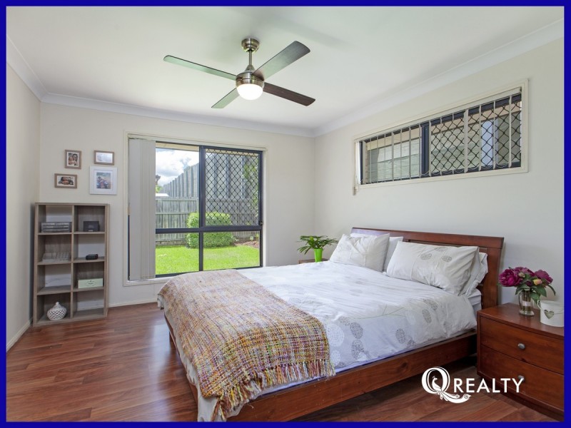 7 Hattah Place, Parkinson QLD 4115