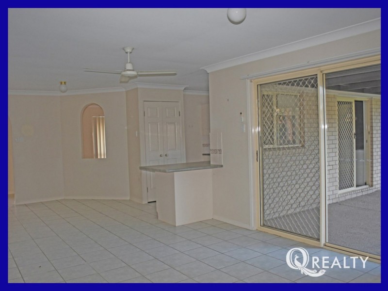 70 Paddington Crescent, Stretton QLD 4116