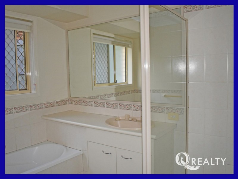 70 Paddington Crescent, Stretton QLD 4116