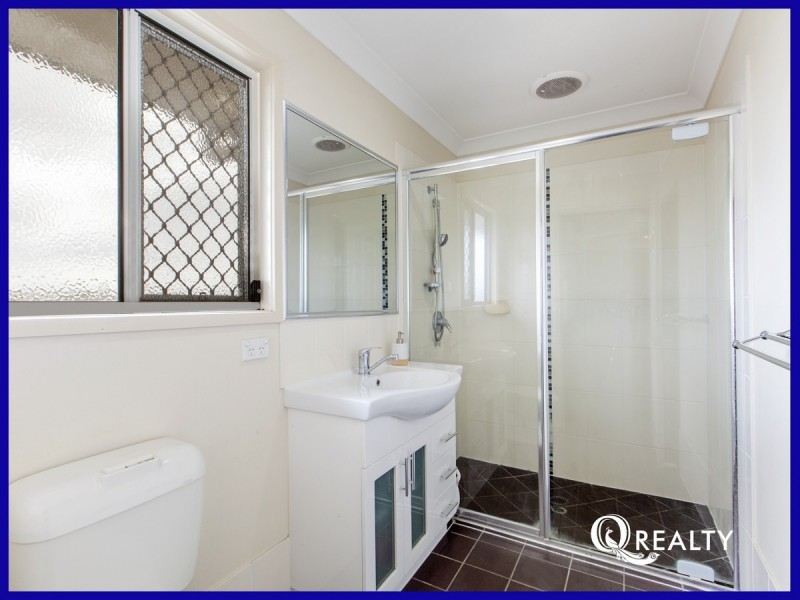 27 Harold Reinhardt Drive, Redbank Plains QLD 4301