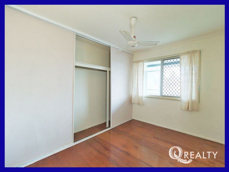 62 Aquarius Drive, Kingston QLD 4114