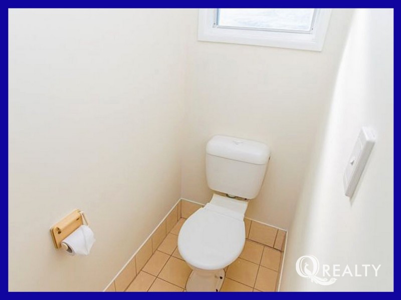 62 Aquarius Drive, Kingston QLD 4114