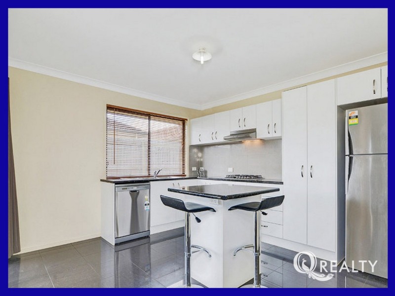 8 Wallis Circuit, North Lakes QLD 4509